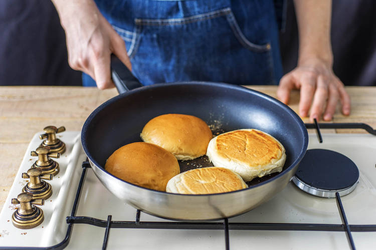 Toast the Buns