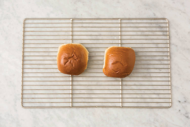 Warm the buns