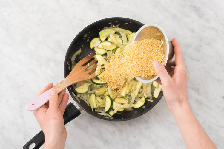 Préparer le risotto d'orzo