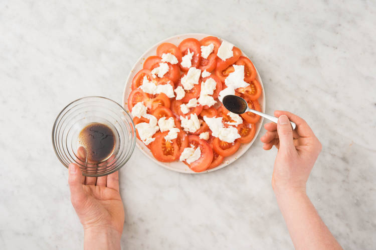Préparer la caprese
