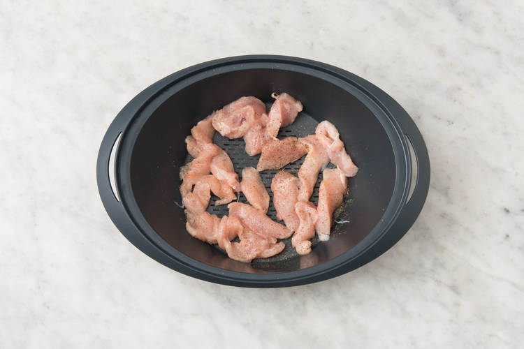 FLEISCH & PAPRIKA vorbereiten