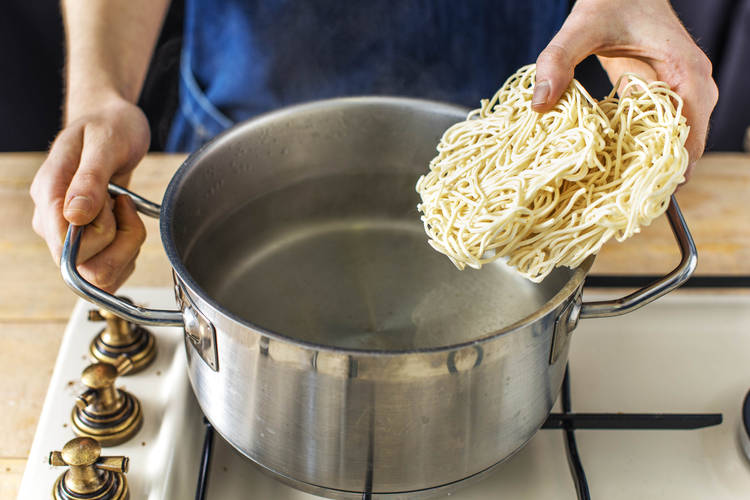 COOK THE NOODLES