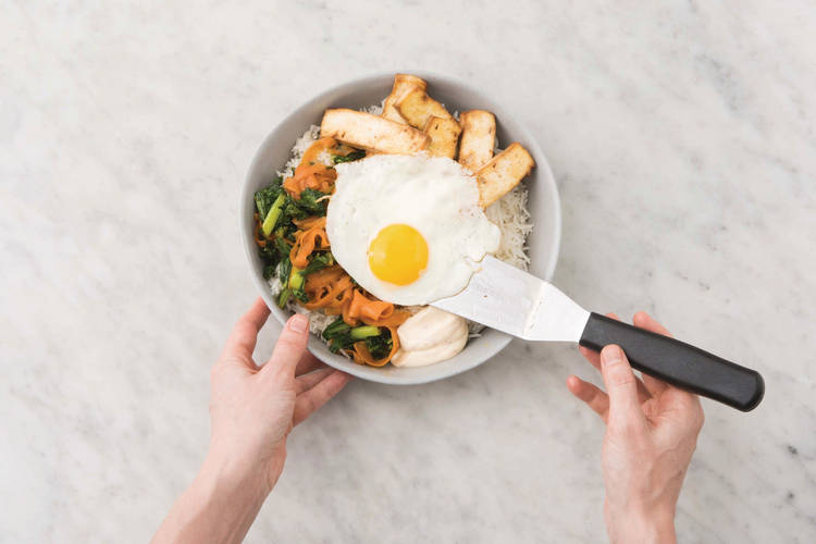 SERVE UP