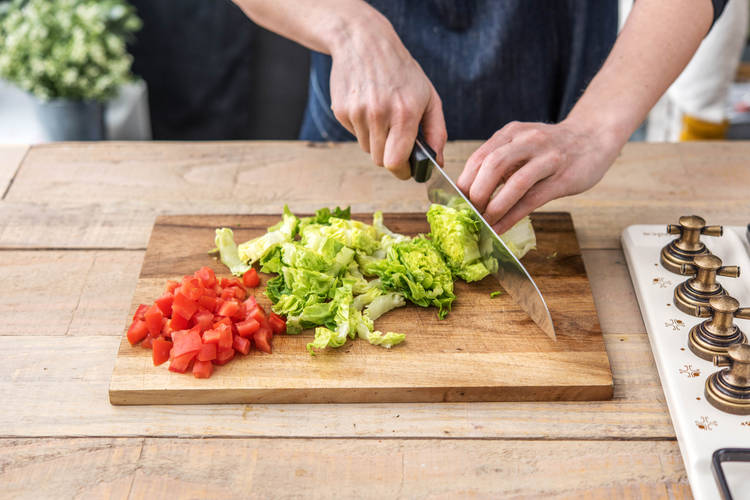 SALAT VORBEREITEN