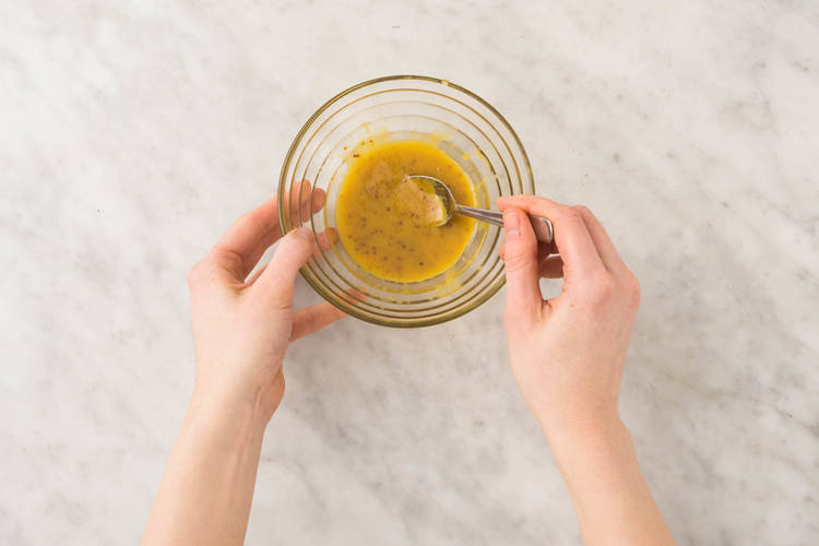 5 ASSEMBLER LA SALADE