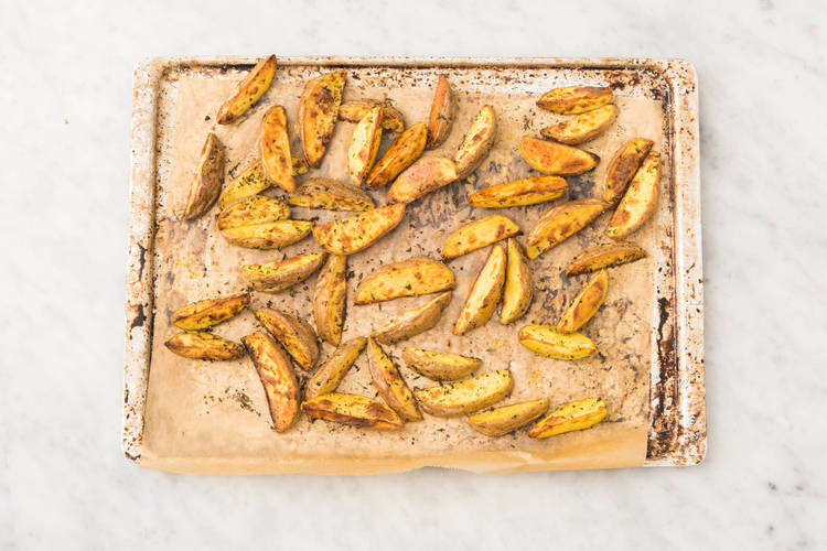 1 RÔTIR LES POMMES DE TERRE