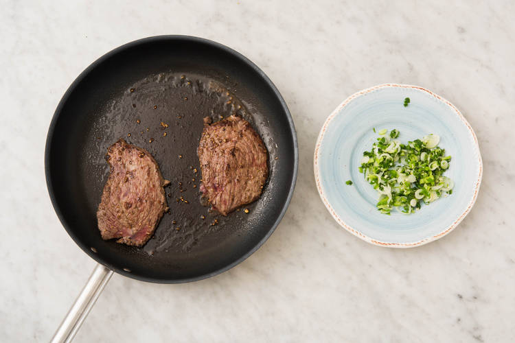 STEAKS BRATEN