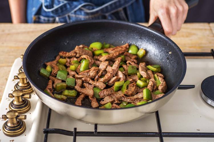 Fry the Beef