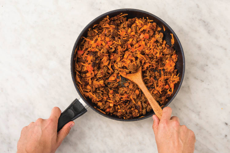 cook the beef mince