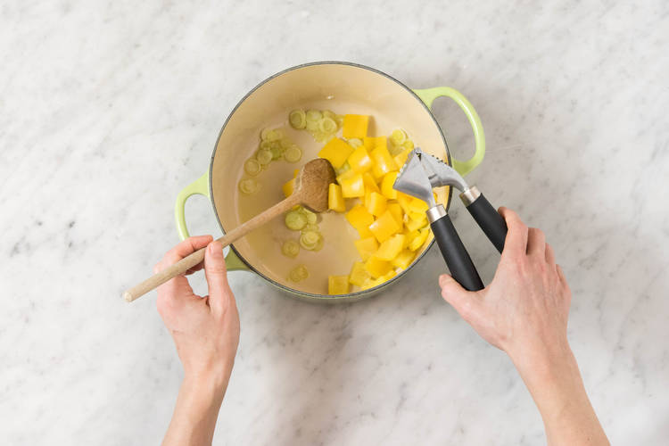 Suppe zubereiten