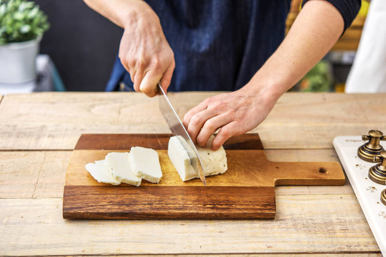 Slice the Halloumi