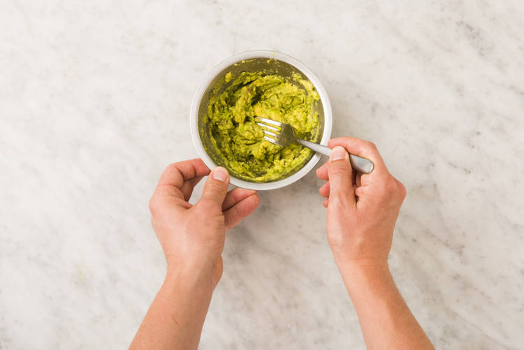 4 MAKE GUACAMOLE