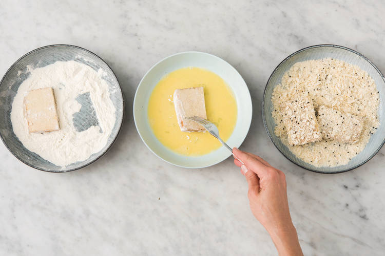 Crumb the sesame tofu