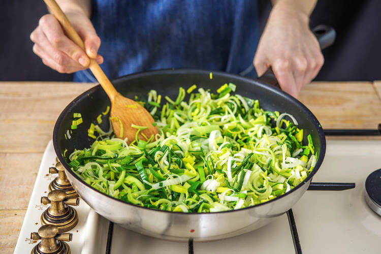 Steam-Fry the Leeks