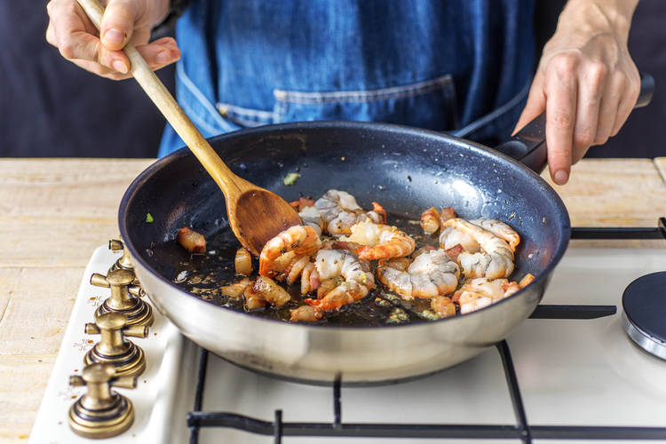 Fry the Prawns