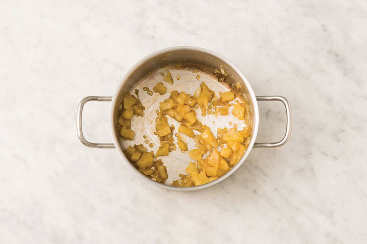 Make the Apple Sauce