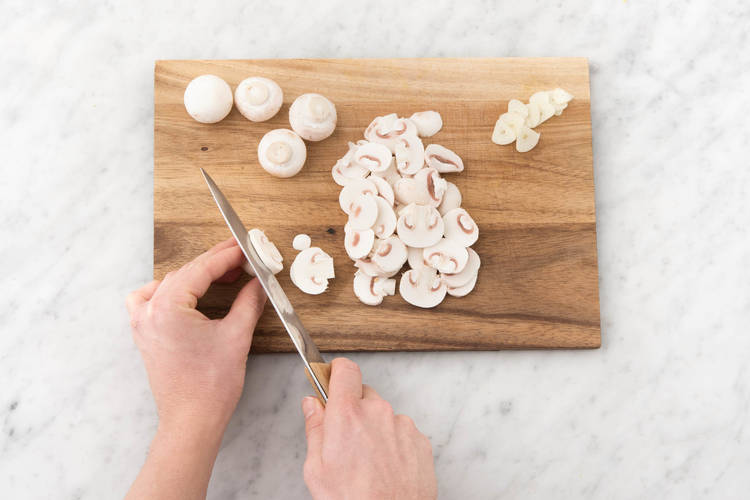 4 COMMENCER LA SAUCE