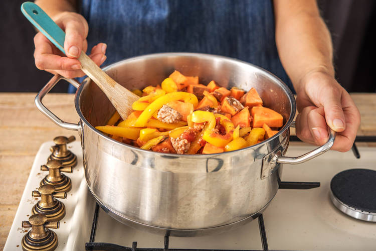 Make the Ragu