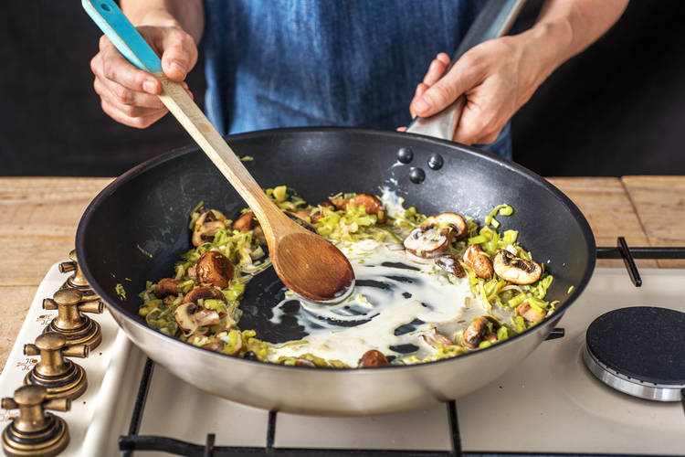 Simmer the Fricassee