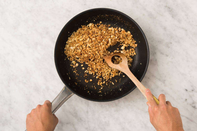 2 PRÉPARER LA GARNITURE