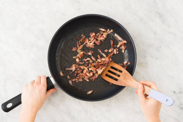 Cuire les lardons