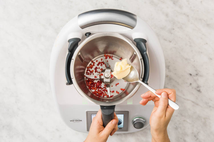 FÜR DIE LIMETTENBUTTER