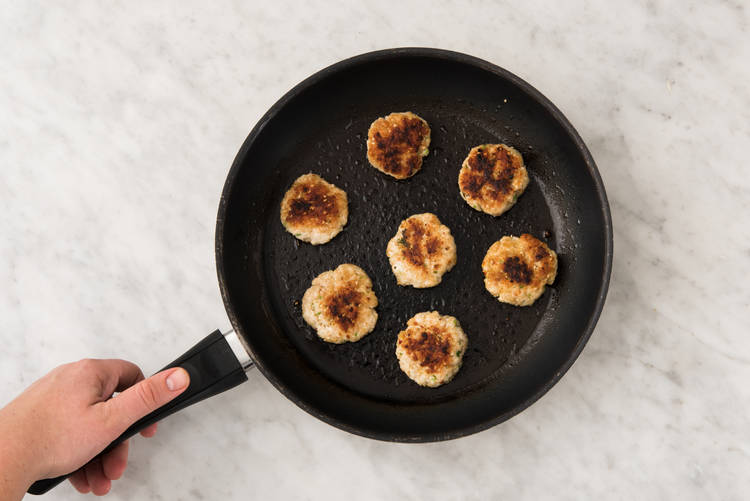 4 CUIRE LES BOULETTES