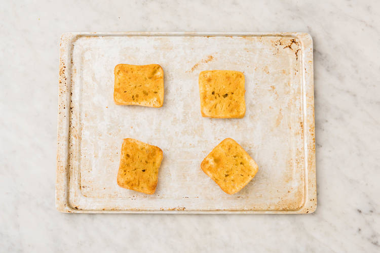 MAKE GARLIC CIABATTA