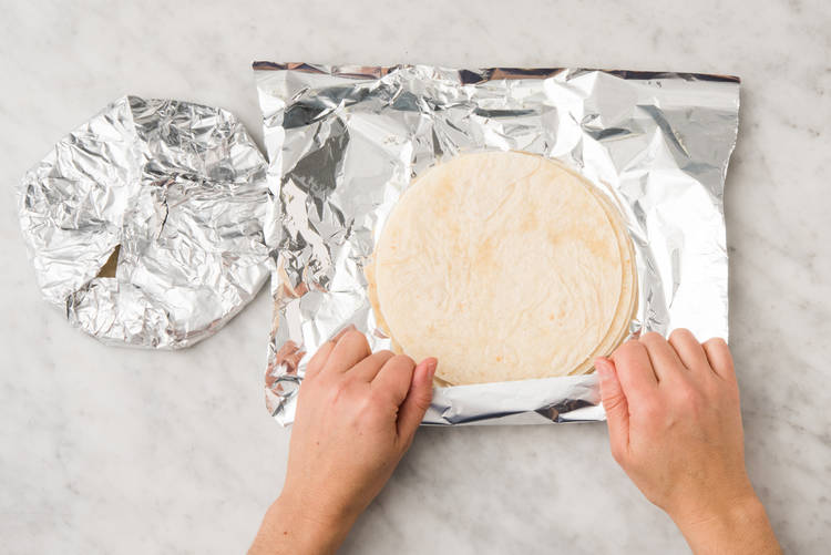 5 RÉCHAUFFER LES TORTILLAS