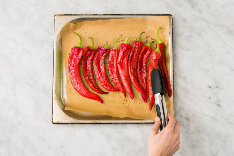 Enfournez les poivrons