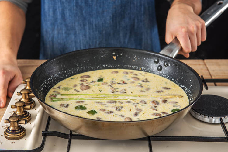Simmer the laksa