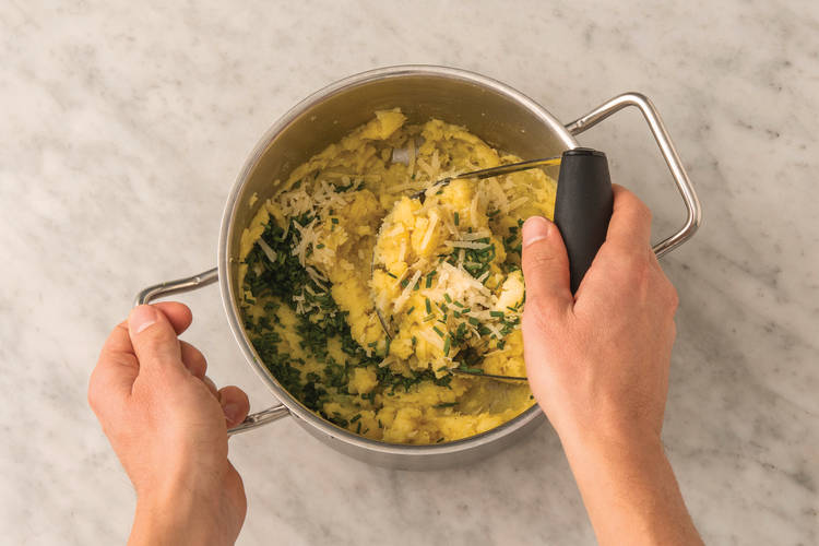 Make the Parmesan mash