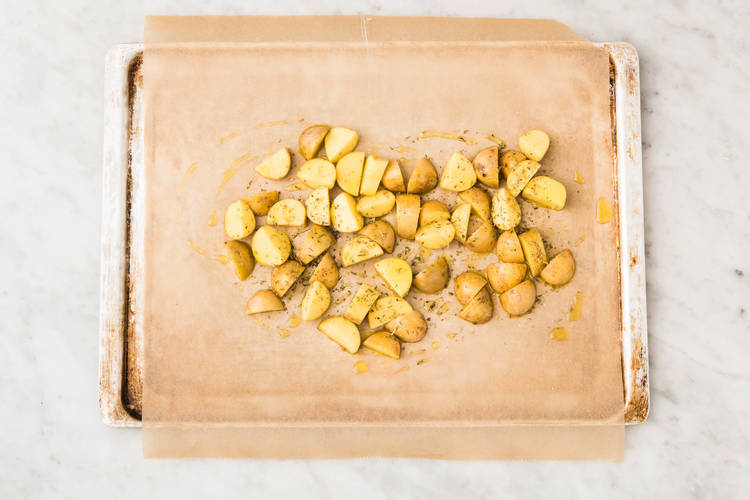 1 RÔTIR LES POMMES DE TERRE