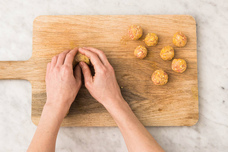 Préparer les boulettes de viande