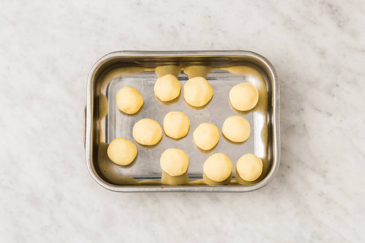 KNÖDEL VORBEREITEN