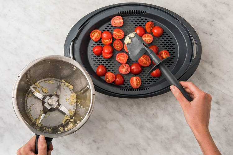 TOMATEN VORBEREITEN