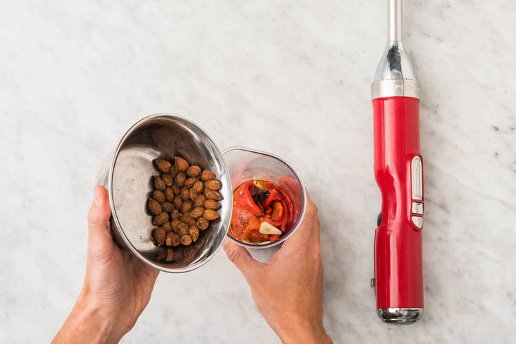 ROMESCO-SOßE ZUBEREITEN