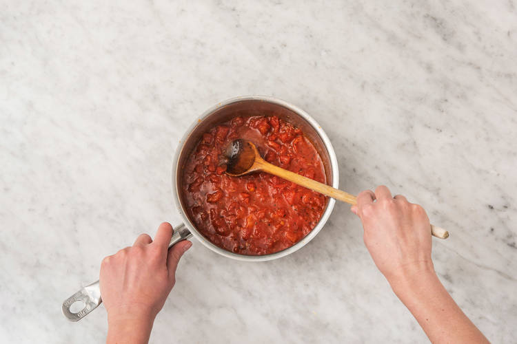 4 PRÉPARER LA SAUCE