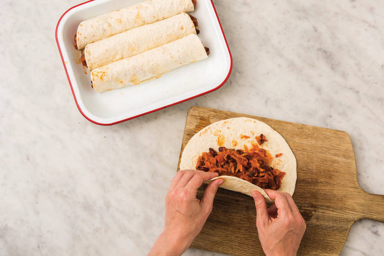 MAKE THE ENCHILADAS
