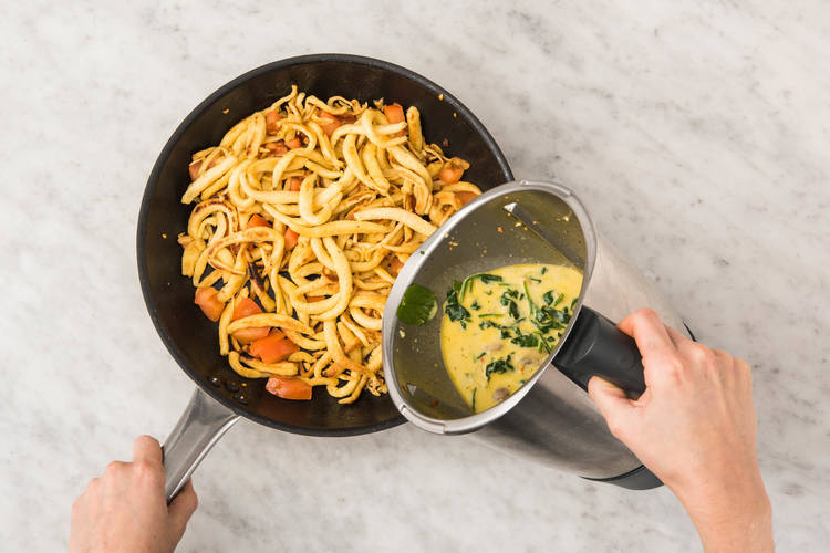 SPÄTZLEPFANNE VOLLENDEN