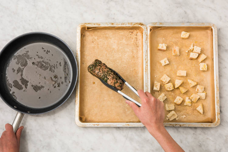 COOK PORK & CROUTONS