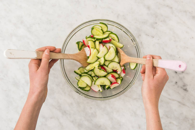 Salat zubereiten