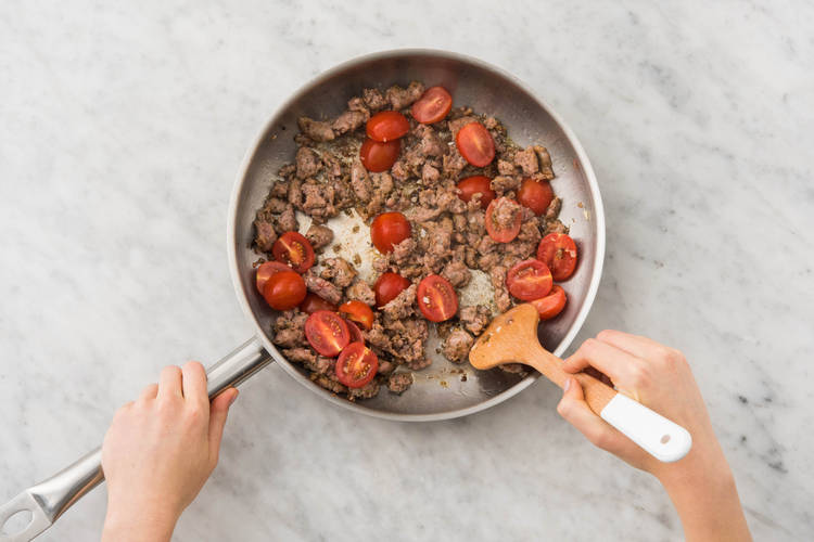 Cook Tomatoes and Garlic