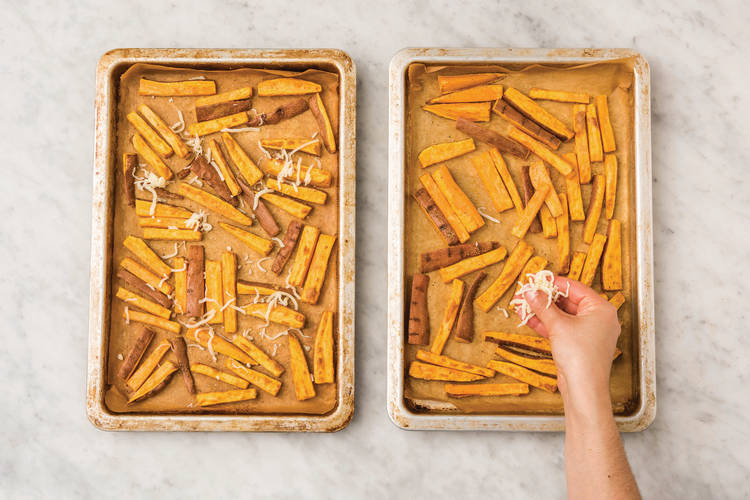 BAKE THE SWEET POTATO FRIES