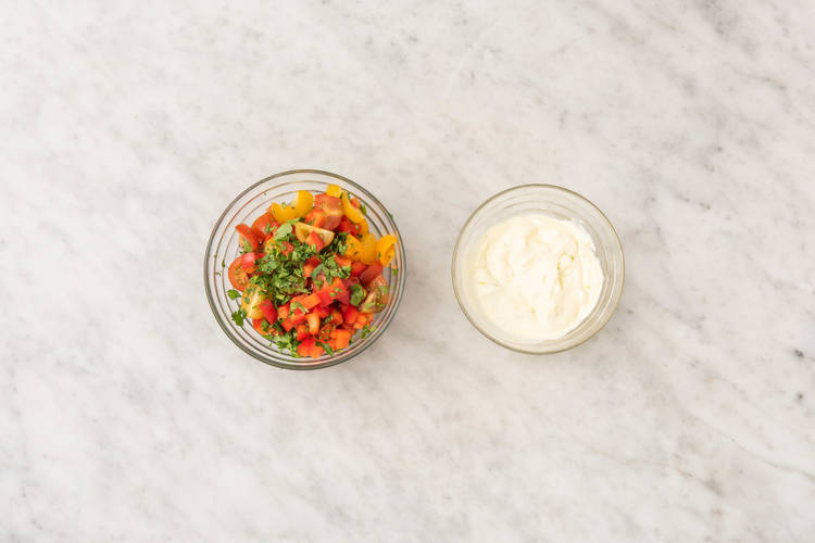 MAKE SALSA & CREMA