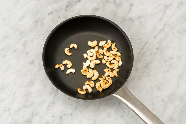 CASHEWS RÖSTEN