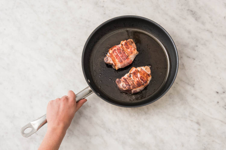 Fry the Steaks