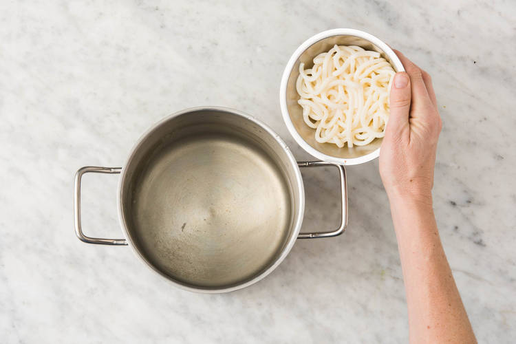 Noedels koken