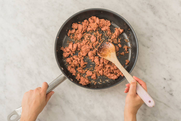 COOK FUSILLI & BEYOND MEAT®