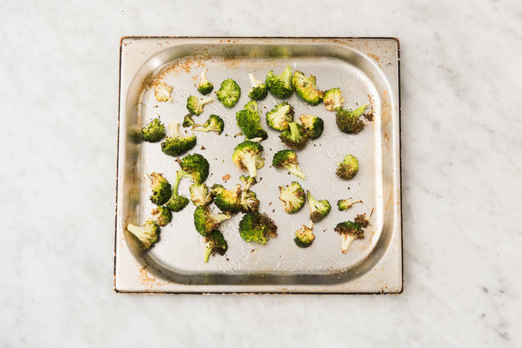 ROAST BROCCOLI